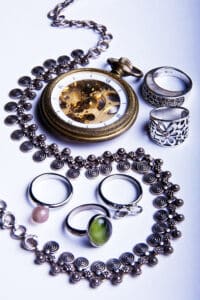 AOV Vente Achat métaux précieux Vauréal Les bijoux en or et en argent