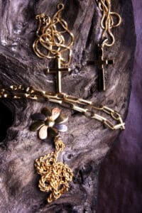 AOV Vente Achat métaux précieux Vauréal Les bijoux en or et en argent